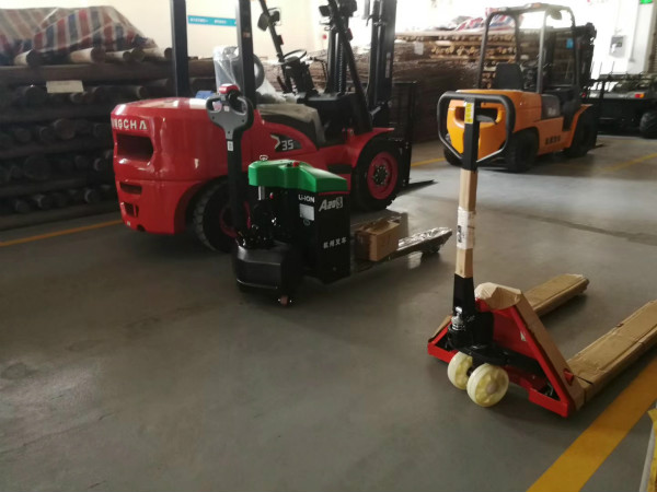 怎么操作叉車才安全？這些危險要規避！
